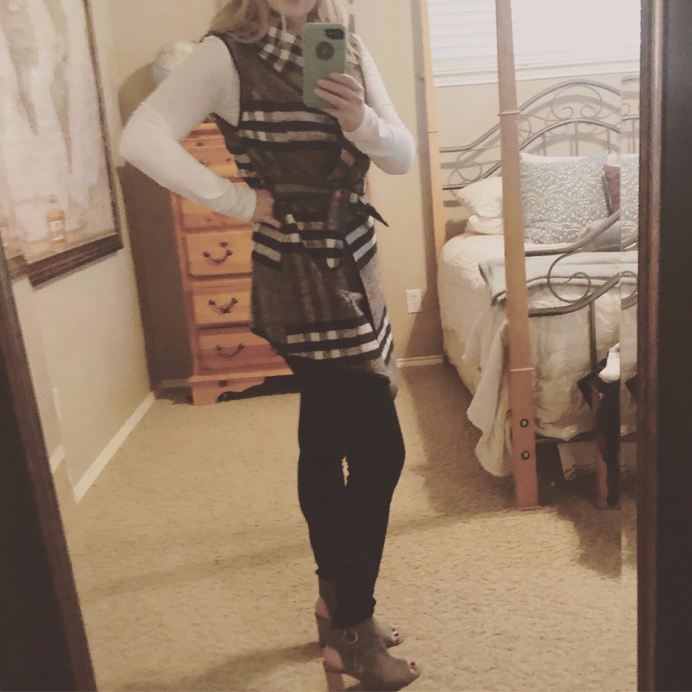 Uno Core Belted Plaid Cardigan S/M